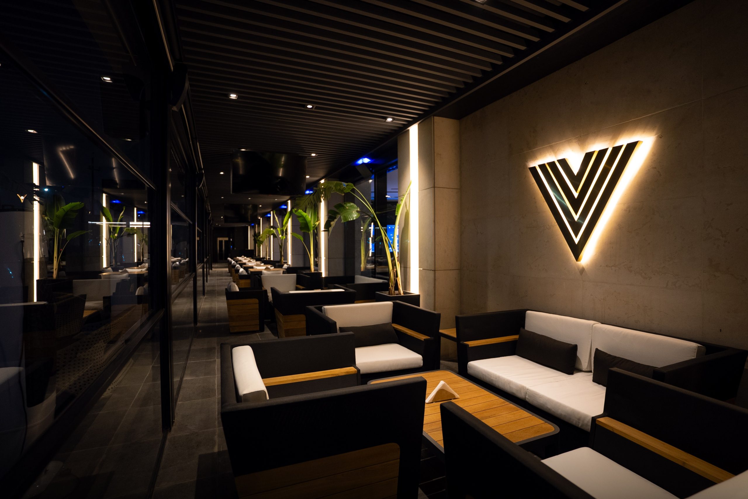 MIJANA GLASS TERRACE 3