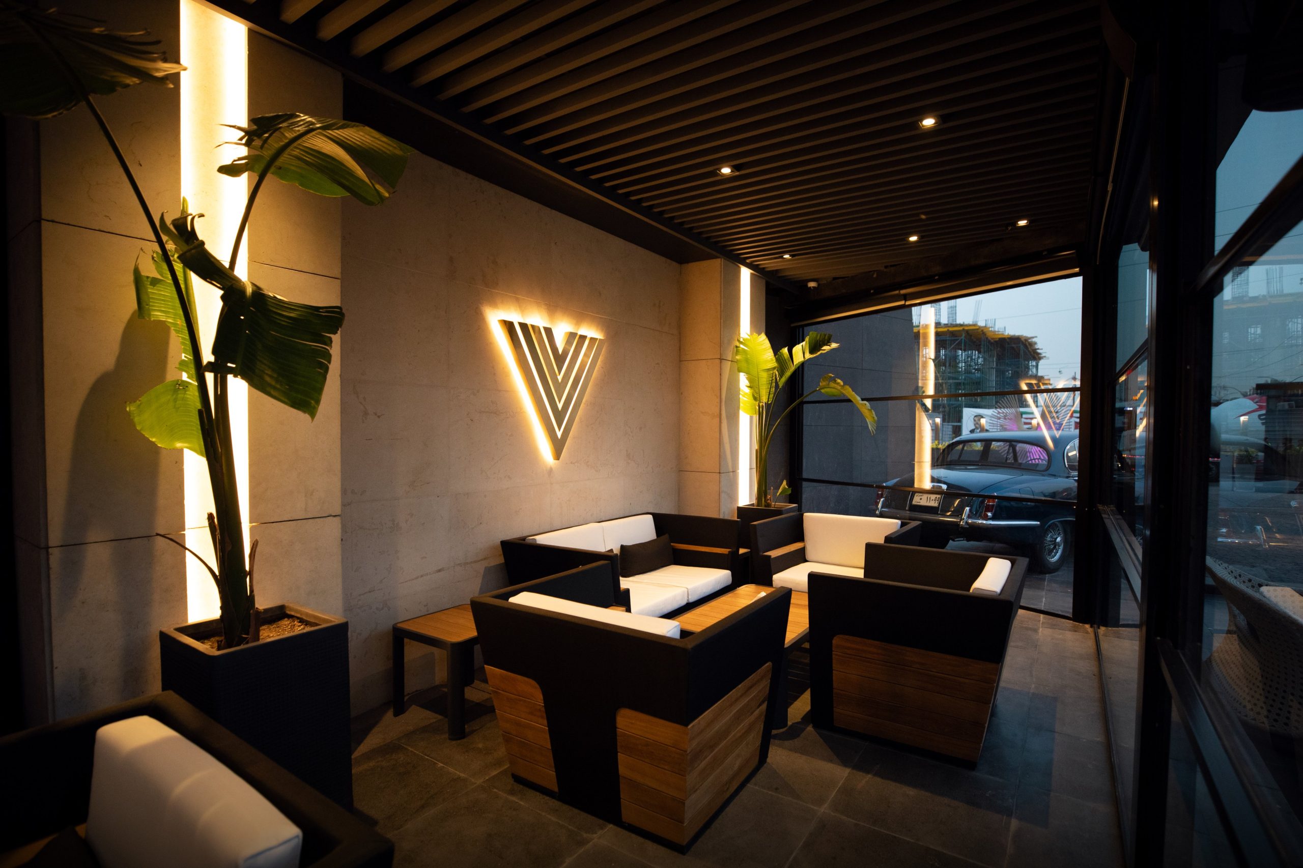 MIJANA INDOOR TERRACE 8