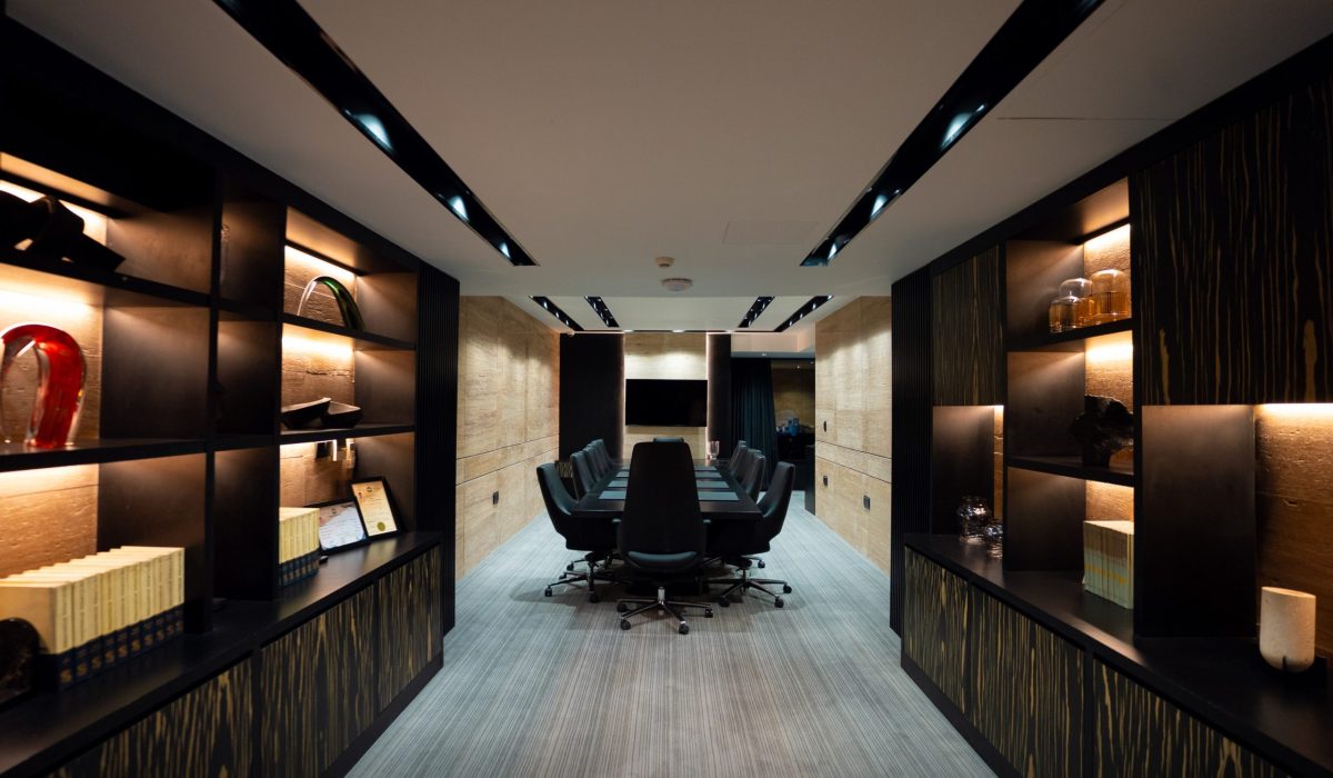BUSINESS CENTER 2