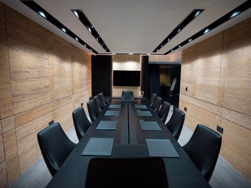 BUSINESS CENTER 5